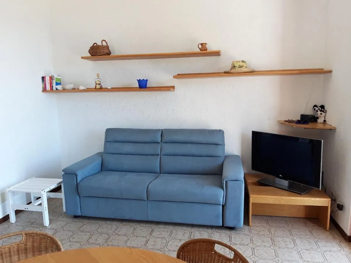 White House With Sea View Apartment Moneglia